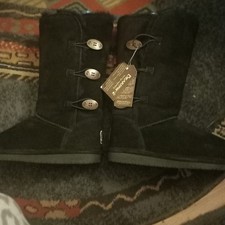 Bearpaw Black Suede And