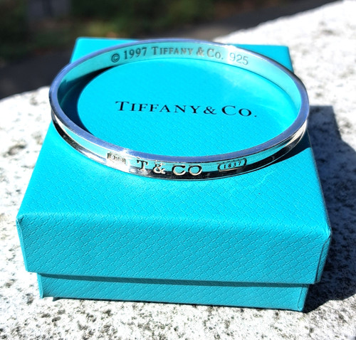 Tiffany 1837 oval - oval, concave