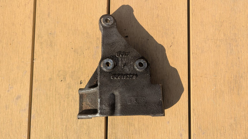60616278 engine mount bracket - engine,