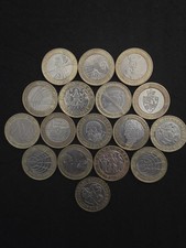 Mixed Lot Of ×17 £2 Coins