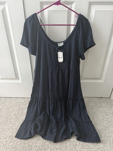 Nwt women linen - nwt,