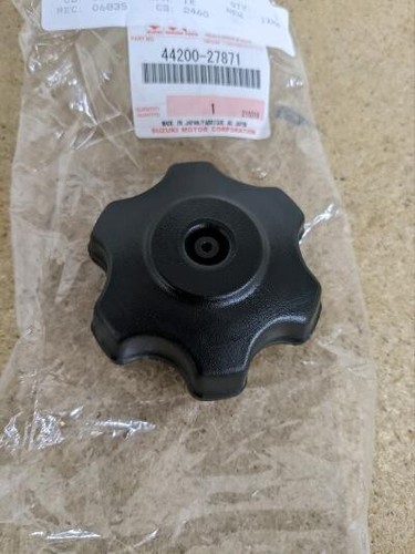 New gas cap - new,