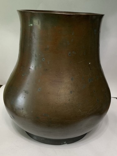 Antique chinese bronze vase - chinese, hu