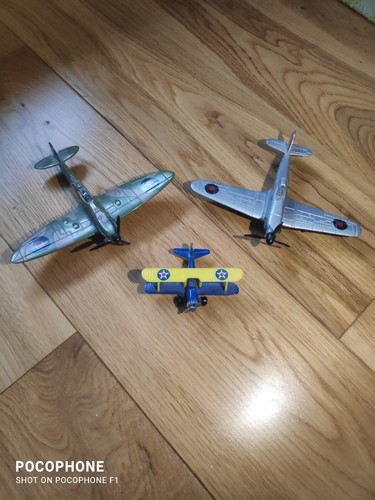 Diecast ww2 hurricane - diecast,