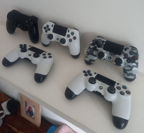 Ps4 playstation controllers - ps4,