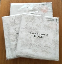 Laura ashley blossom - laura,