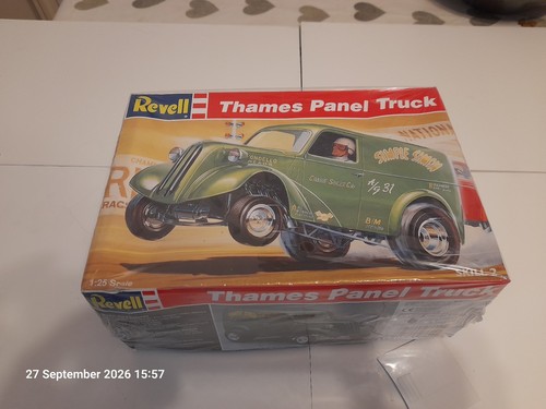 Revell thames panel truck - revell,
