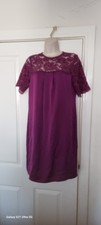 Wallis Berry Lace Trim Detail