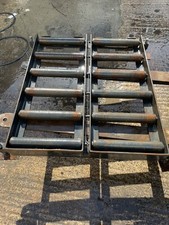 ROLLER CONVEYER TABLE HEAVY DUTY