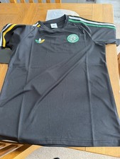 celtic fc away top, size large