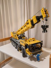 LEGO TECHNIC: Mobile Crane MK II (42009) 100% complete (no box, see desc.)