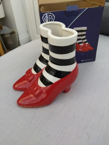 Wizard vase wicked witch - wizard,