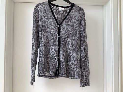 Unusual lace effect short - unusual,