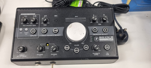 Mackie big knob studio - big,