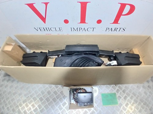 New genuine audi - 4m, rear