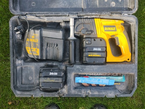 Dewalt dw004 24v drill - dw004,