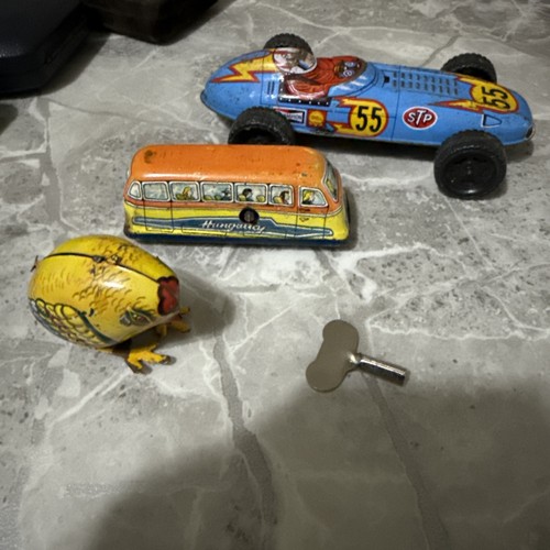 Tinplate clockwork toys - tinplate, bundle