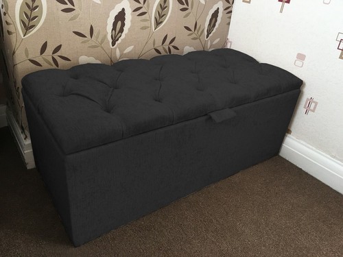 Top quality colchester button - top,