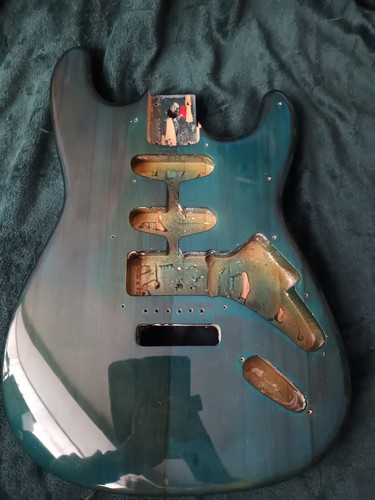 Strat style guitar body - style, right