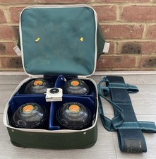 Almark Clubmaster Heavy Set Of 4 indoor bowls Size 1 With Welkin Carry Case