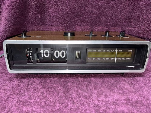 Vintage 70s flip clock radio - clock,