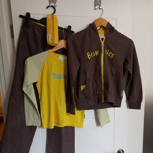 Inch girlguiding brownie - inch,
