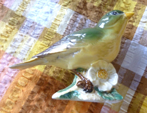 Beswick greenfinch 2105 - greenfinch,