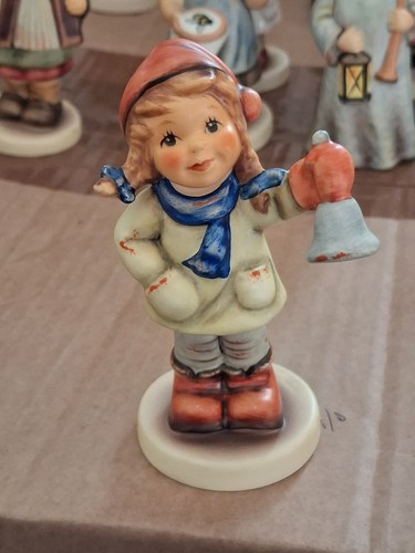 Hummel ring the season hum - season",