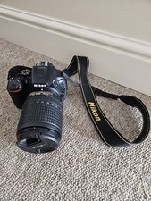 Nikon D5600 camera BUNDLE