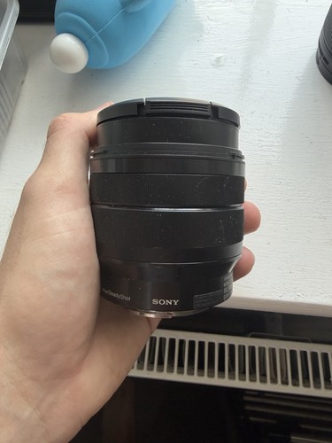 Sony sel1018 mm f4 - 10–18,