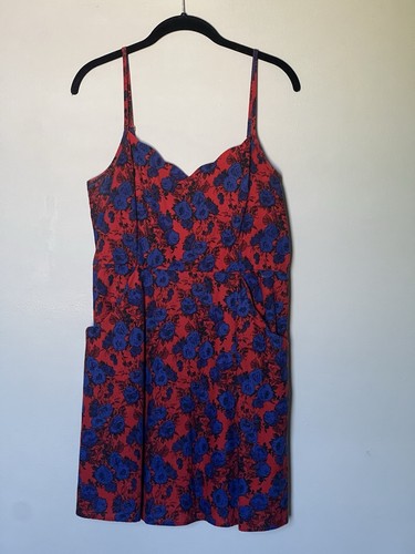 Red blue floral spaghetti - &,