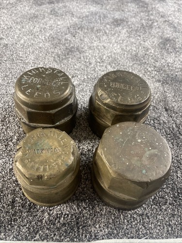Brass carriage cart wheel - x,