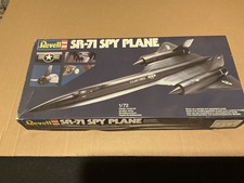 Revell  model kit 1981 1:72 Lockheed SR-71 Blackbird USAF Spy Plane rare unmade