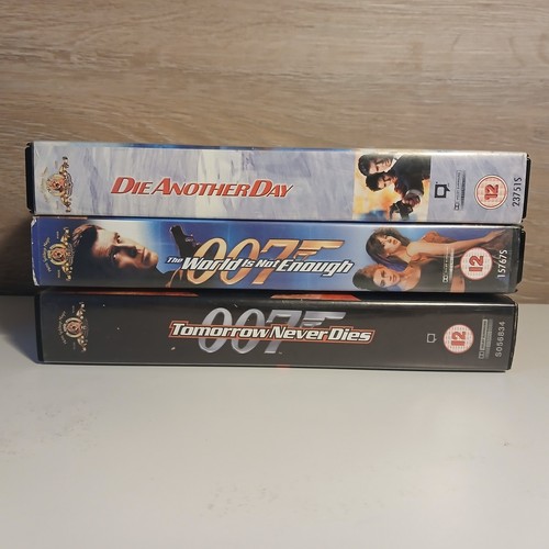 James bond 007 pierce - pierce, brosnan