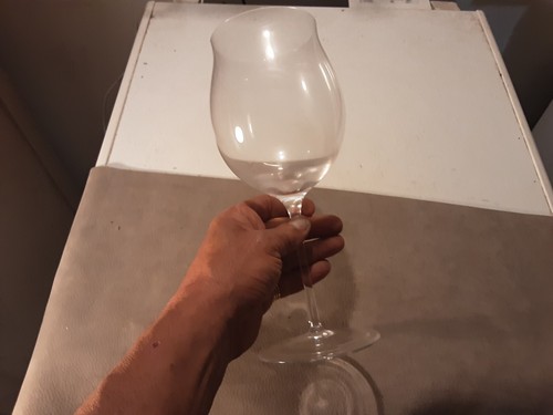 Huge wine glass blown - wine,
