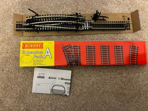 Brand new boxed r8221 hornby - new,