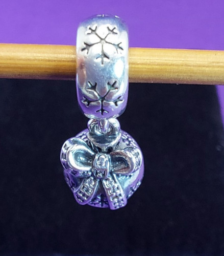 Genuine pandora christmas - genuine,