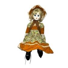 1980s Victorian Style Bisque