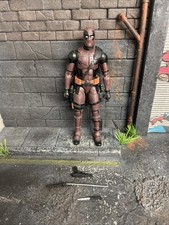 Marvel Legends Deadpool Battle Damaged/Dusty X-Force Exclusive 6” Action Figure