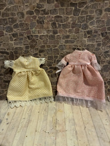 Dolls house scale - dolls, 1/12