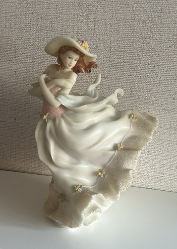 Autumn breeze figurines the - autumn,