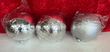 3-150mm (6") Extra Large Baubles - Shiny, Matte  - ChristmasDecorations (Silver)