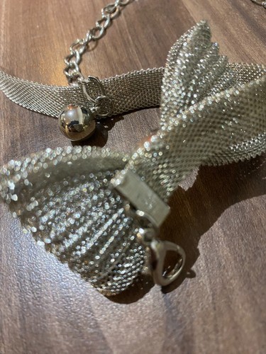 Metal ribbon bow - bow, belt