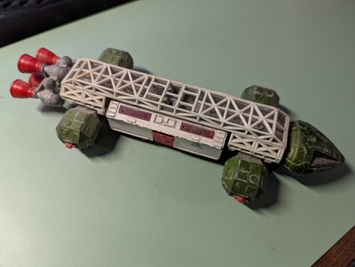 Space 1999 eagle transporter - 1999, w/transporter