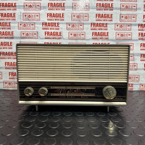 Vintage pye r33 valve - r33, radio