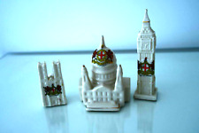 CRESTED CHINA CLLECTION OF 3 X LONDON LANDMARKS WITH CITY OF LONDON CREST
