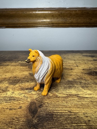 Miniature plastic collie dog - miniature,