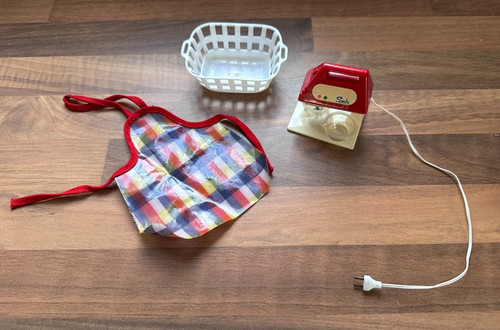 Vintage pedigree sindy mixer - vintage,