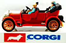 Old Classic CORGI 687 Vintage 1910 DAIMLER 38 CAR with 4 Vintage PASSENGERS