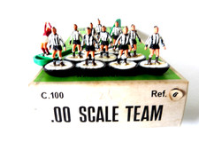 Subbuteo Heavyweight No 8 Newcastle United FGIB
